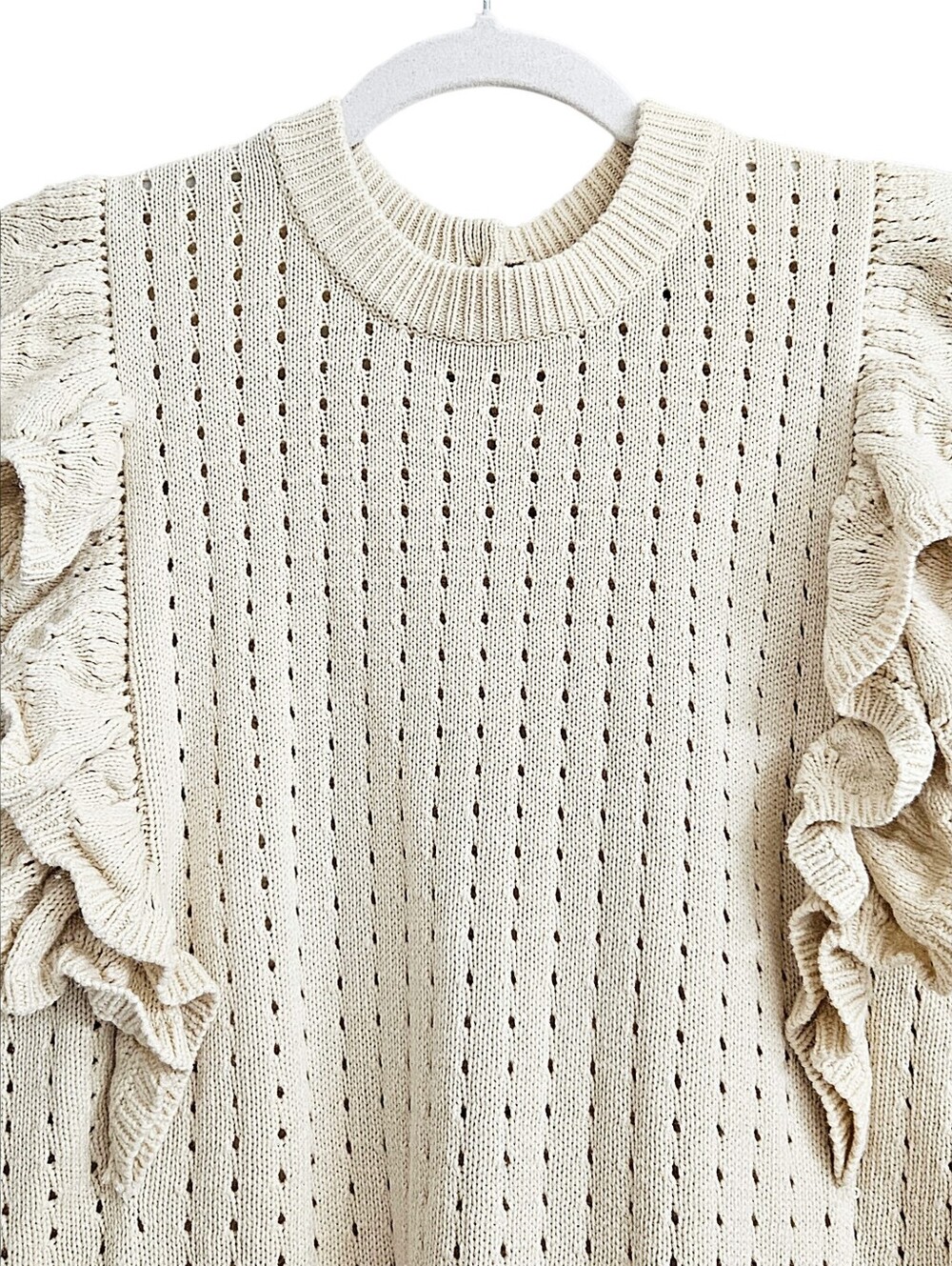 Who What Wear Cream Eyelet Knit Ruffle Sleeve Crewneck Sweater - Picture 2 of 5